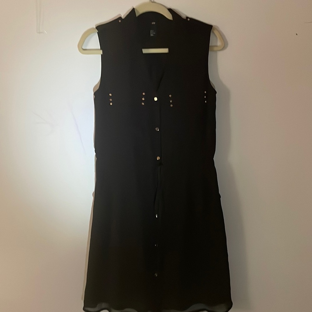 Gorgeous casual black dress
